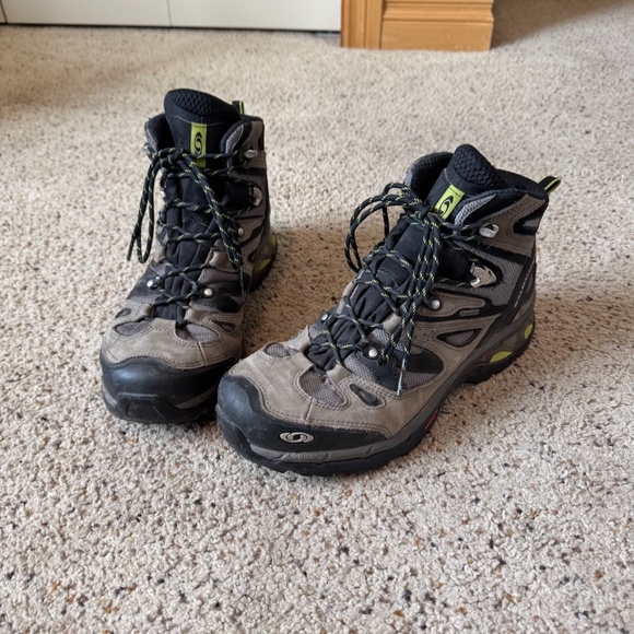 Salomon Comet 3D GTX GoreTex Hiking Boots, Waterproof, Durable, Men's Size 10 - Picture 1 of 7
